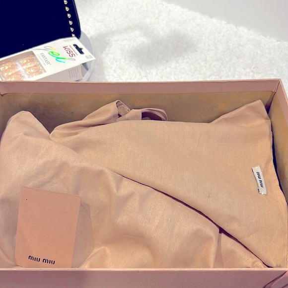 Miu Miu Bkack Wallet & Miu Miu Silver/Black Glitter Heels , DustBag ,Box & Nails - Picture 14 of 16